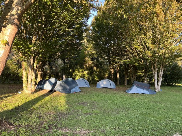 emplacement tente prete a camper