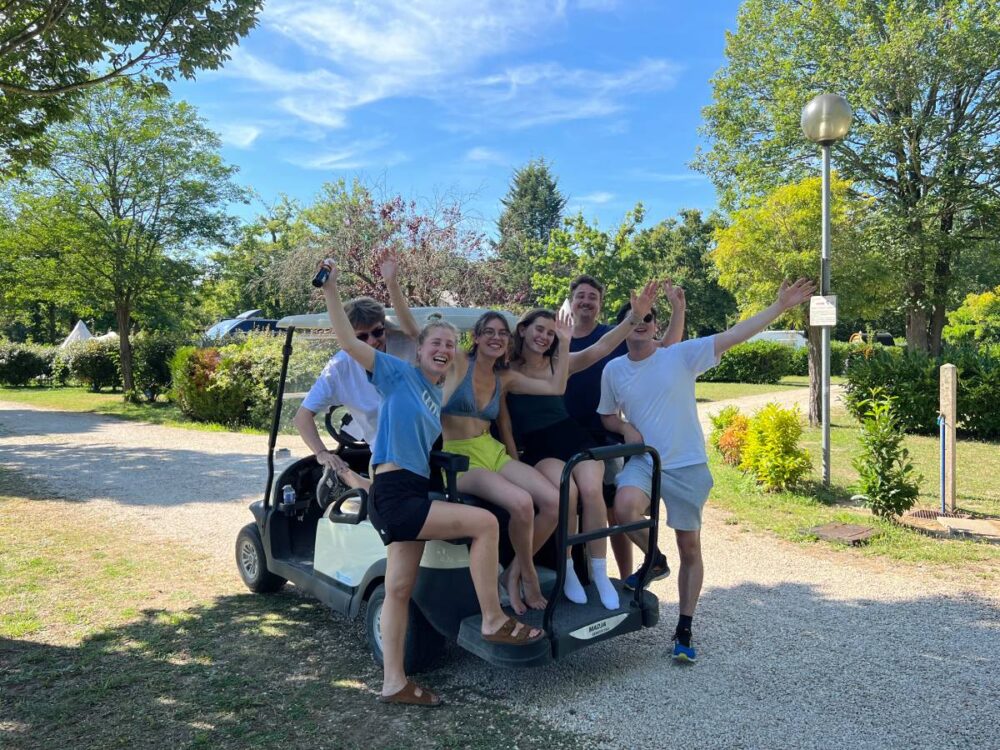 activité camping près de château de Vaux-le-Vicomte