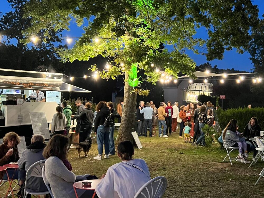 camping-fontainebleau-foodtruck