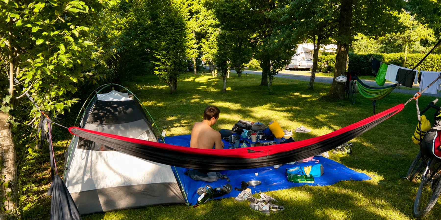 camping_hamac_2000x1000_recadre